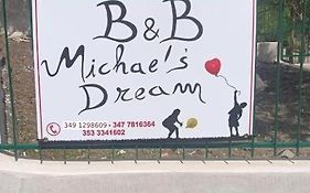 B&B Michael'S Dream